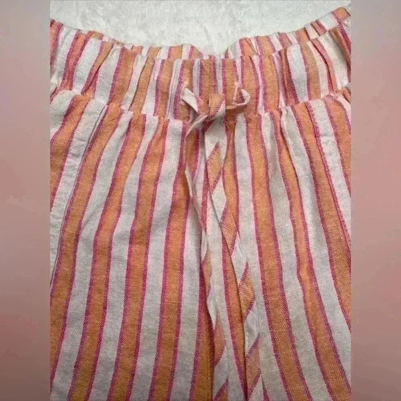 Women’s Shorts  Green With Pockets High Rise Pull On  Universal Thread Size Xs - Picture 4 of 8